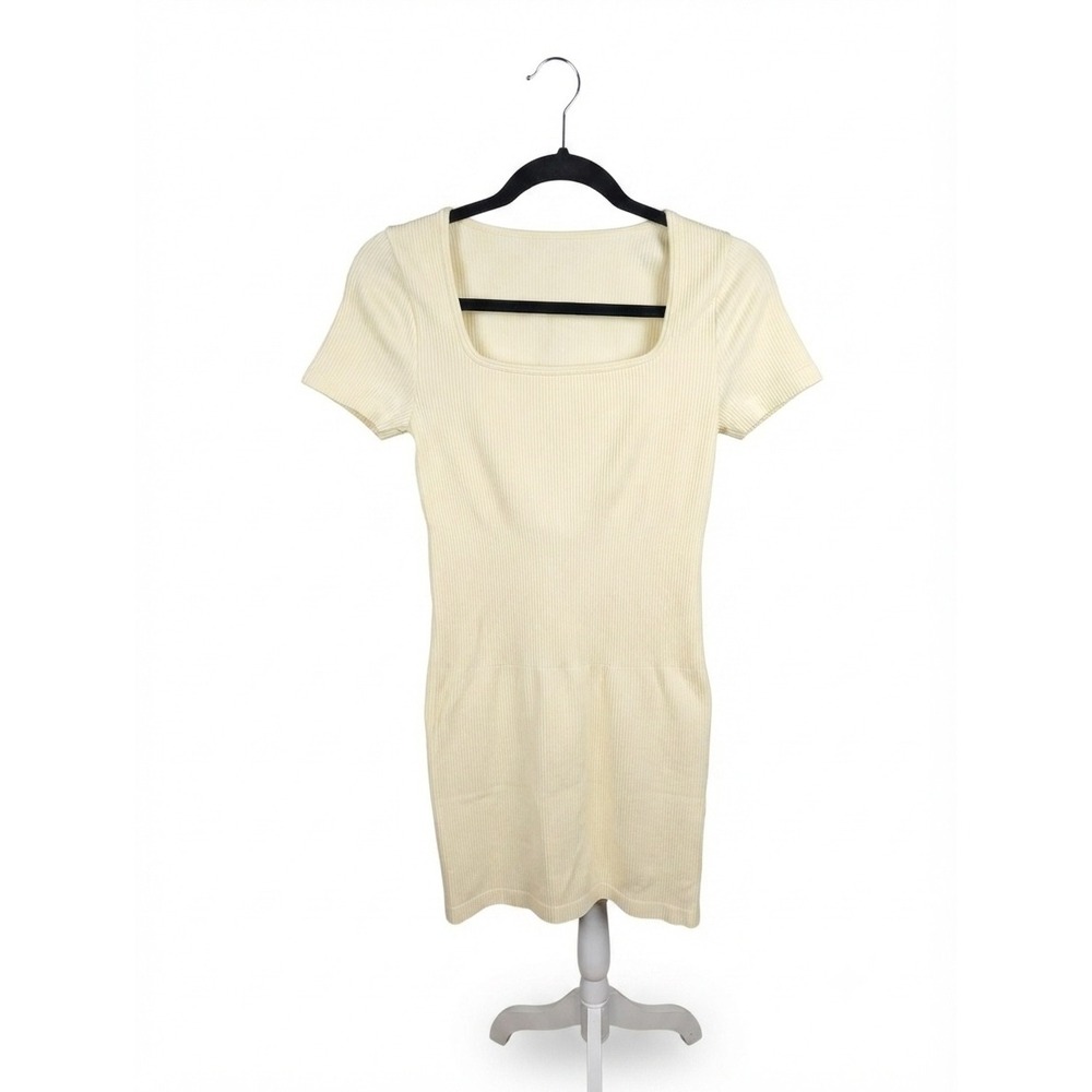 QQQ Women Cream Ribbed Knit Square Neck Short Sleeve Bodycon Mini Dress Size M